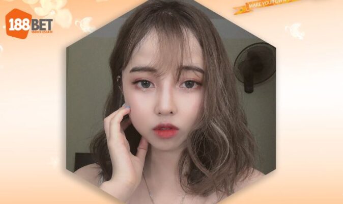 Bé Cơ - Nữ Streamer Xinh Đẹp Với 415K Follows Trên MXH